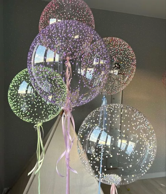 Баблс з різнокольоровими пінопластовими кульками