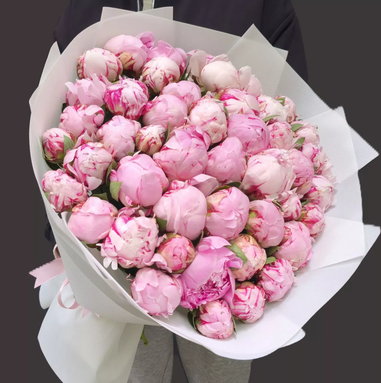 51 розовый пион